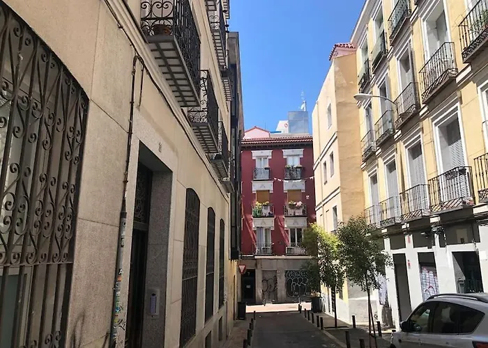 Tesoro calle, precioso estudio super equipado para dos en Malasaña